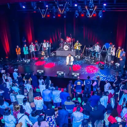 Concert Derek Jones Worship Gift – Photo 1